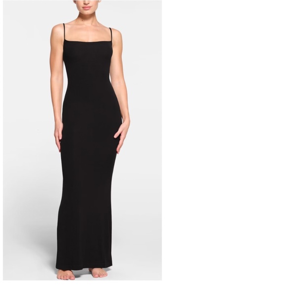 SKIMS Dresses & Skirts - SKIMS Soft Lounge Long Slip Dress in Onyx (Black), Sz Small